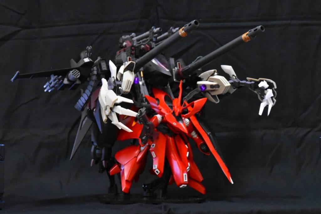 装備だけ塗装した状態です。自分の改造の特徴として本体よりも足す装備の方が大きいです(笑)