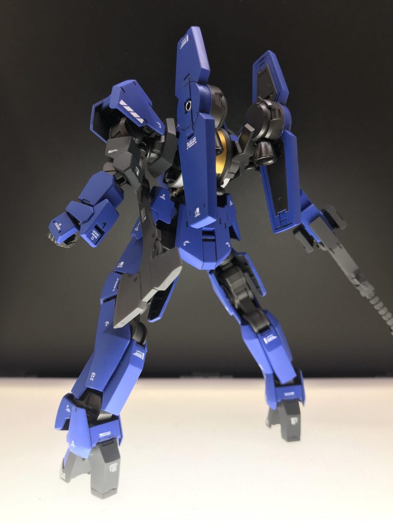 今回も表面処理とエッジ出し中心で、シンプルに仕上げています。