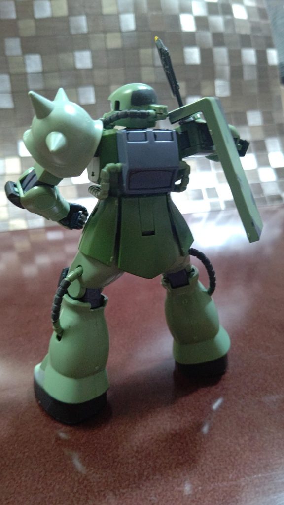 後頭部、動力パイプの修復跡です。   