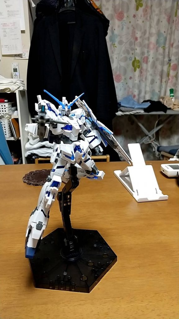 まずは画像フォルダの物から。こちらの作品はガンスタを始める前に作った物です。一番最初に投稿したゼータプラスと同時期に製作した物です。