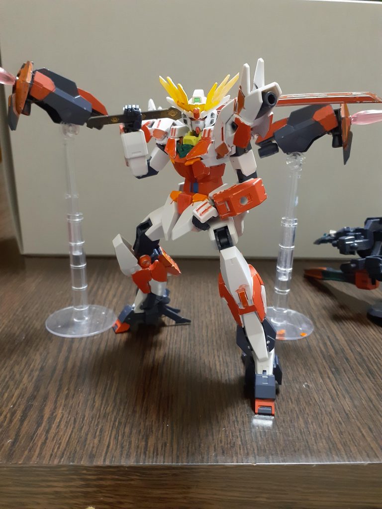 こんなポーズしてみたりとか(なんかしっくりくるけど)