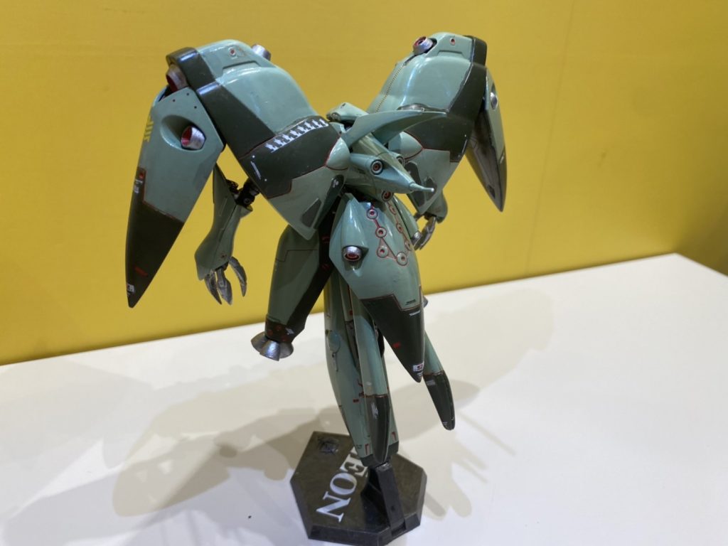 バックショット…。ガトーッ！