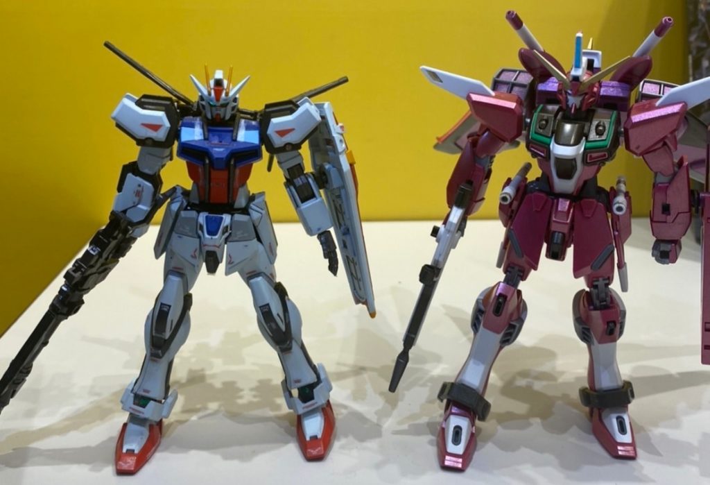 ちょっと前に制作したストライクと…。♪切なく胸を刺す、それは夢の欠片、ありのまま出逢えてたー。