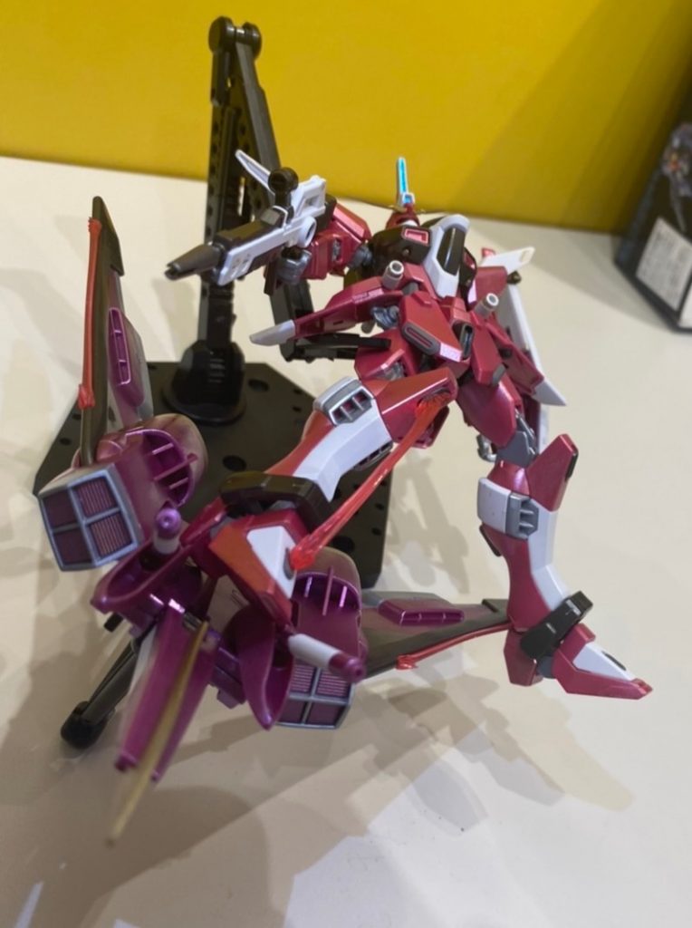 イナズマレッグ……。♪君だけを抱きしめたくて…失くした夢、君は「諦めないで」と云ったー。