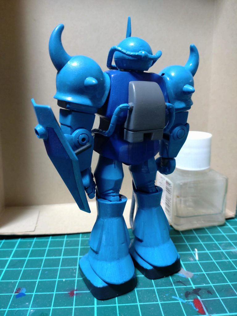 たくましいうしろすがた