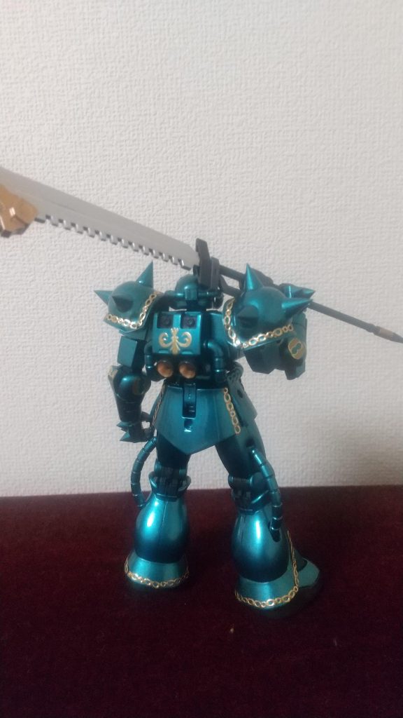 背面はこんな感じ。スカートアーマーが少し厚塗りになってしまった(汗)