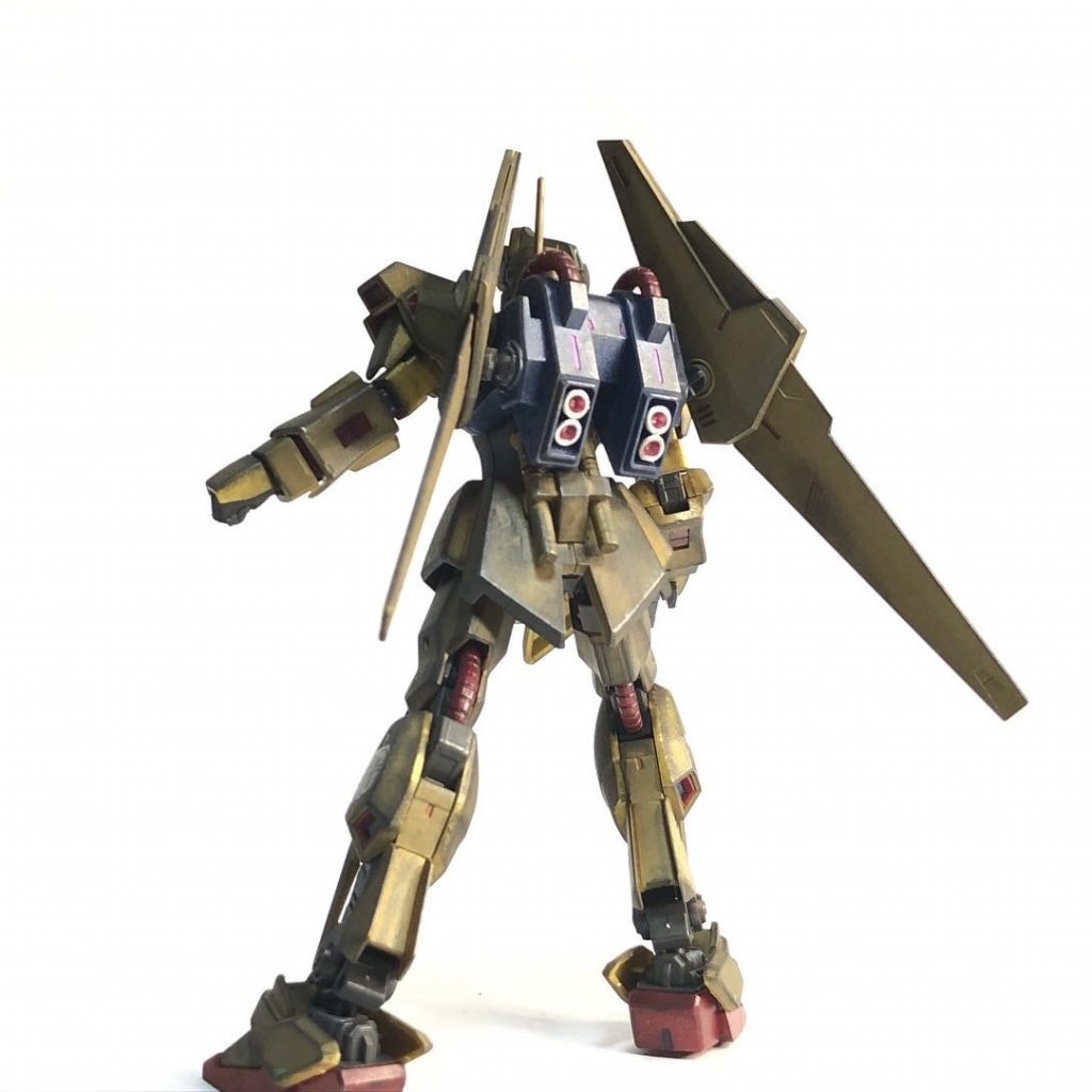 パックパックとバーニアはアートペンなどで簡単に仕上げてます！