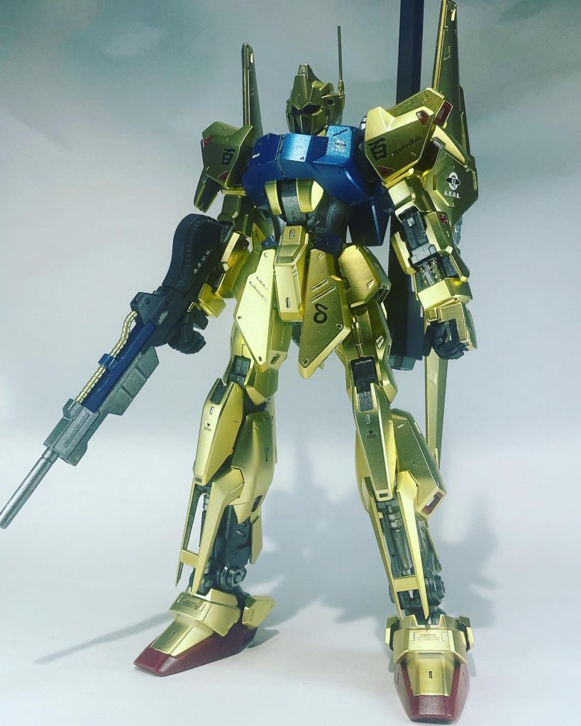 MG 百式Ver.2.0です。GWという事で金色キットを制作。