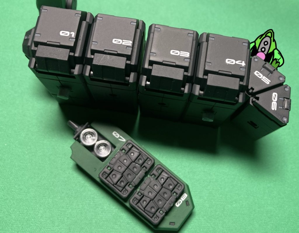 1番から8番ミサイルポッド