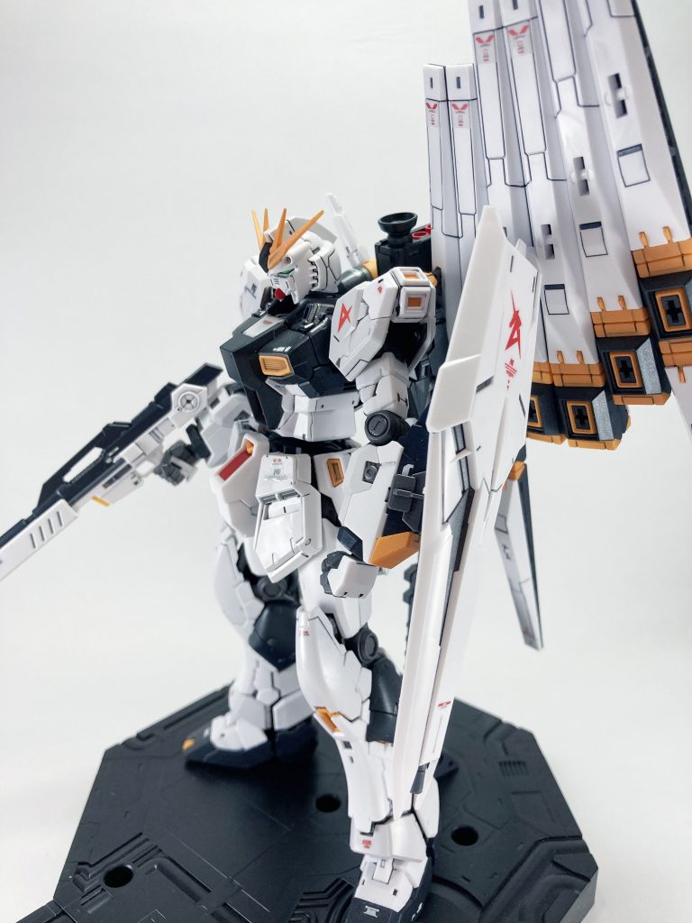 νガンダム–3枚目/制作者：mamepla