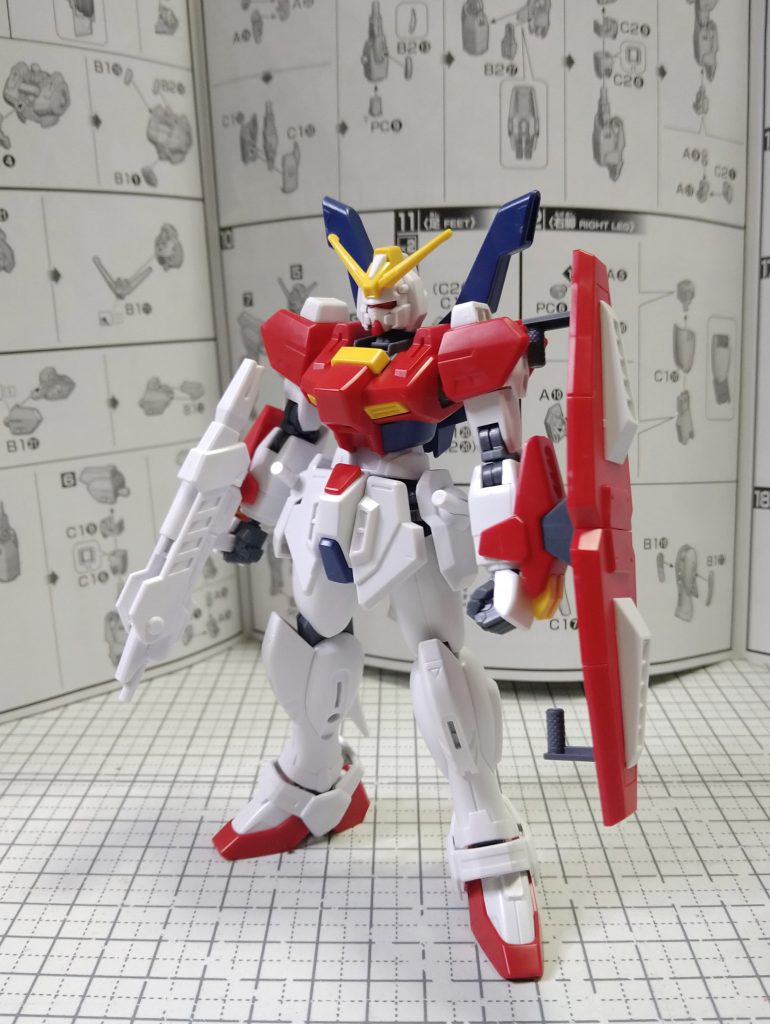 使用キットは『HGBF 1/144 スターバーニングガンダム』。今回はこのキットの胴体部分と、、