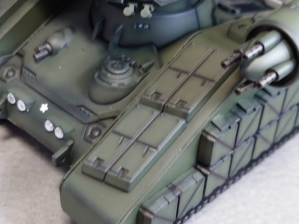 履帯カバーにチョバムアーマー風の物を着けてみました。