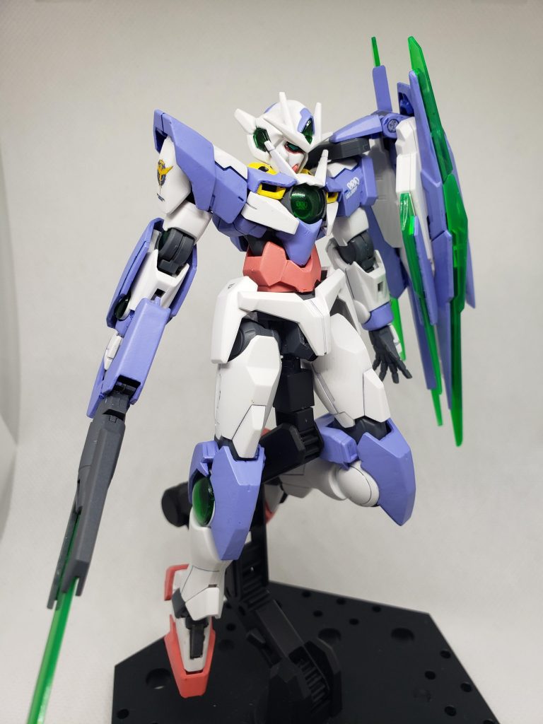 浮遊感のあるポーズを デカールはガンダムデカール劇場版00汎用を使用しました