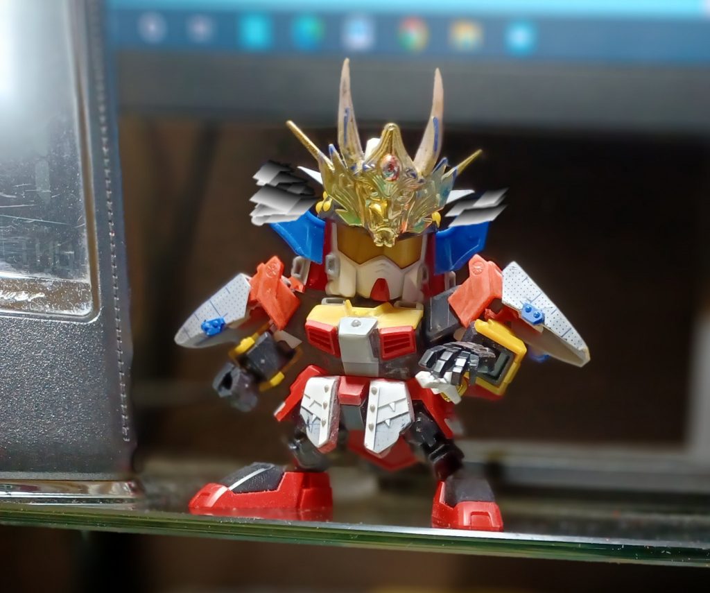 次代－暮荒烈驅主，這次是由gundam an-01twilight axis主機為 概念改造武者，配色上是参考原武者荒烈，今次亦加册入我的百鬼糸列一角中的武士。–5枚目/制作者：@kcwong13002623