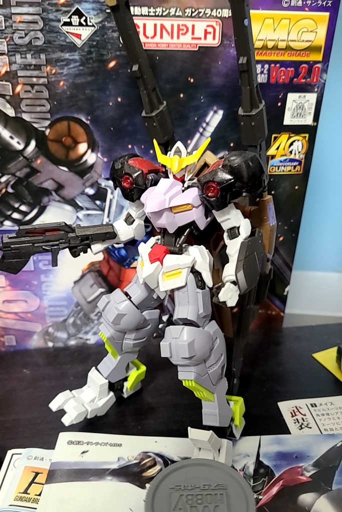 ガンダムバルバトスをベースにガンダムフラウロス、ガンダムアスタロト、ガンダムアスモデウスのパーツを使用(写真は初期段階) 