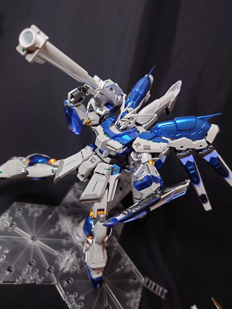 Hi-νガンダム　パール塗装–5枚目/制作者：varukis