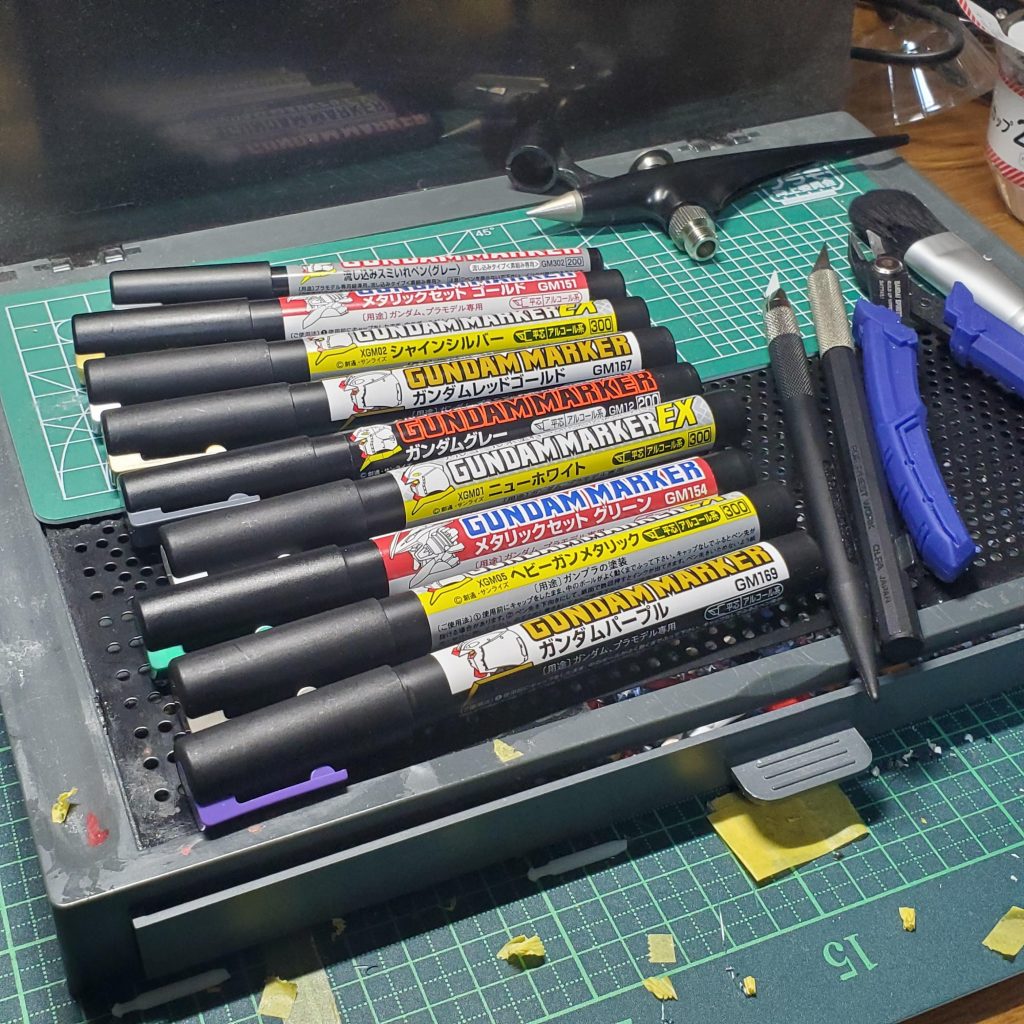 使用したマーカー達パープル単品で売ってください(切実)