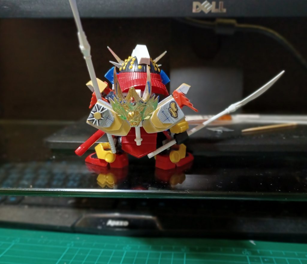 次代－暮荒烈驅主，這次是由gundam an-01twilight axis主機為 概念改造武者，配色上是参考原武者荒烈，今次亦加册入我的百鬼糸列一角中的武士。–4枚目/制作者：@kcwong13002623