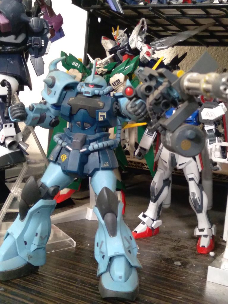 The Gouf Custom is in charge of close to mid range