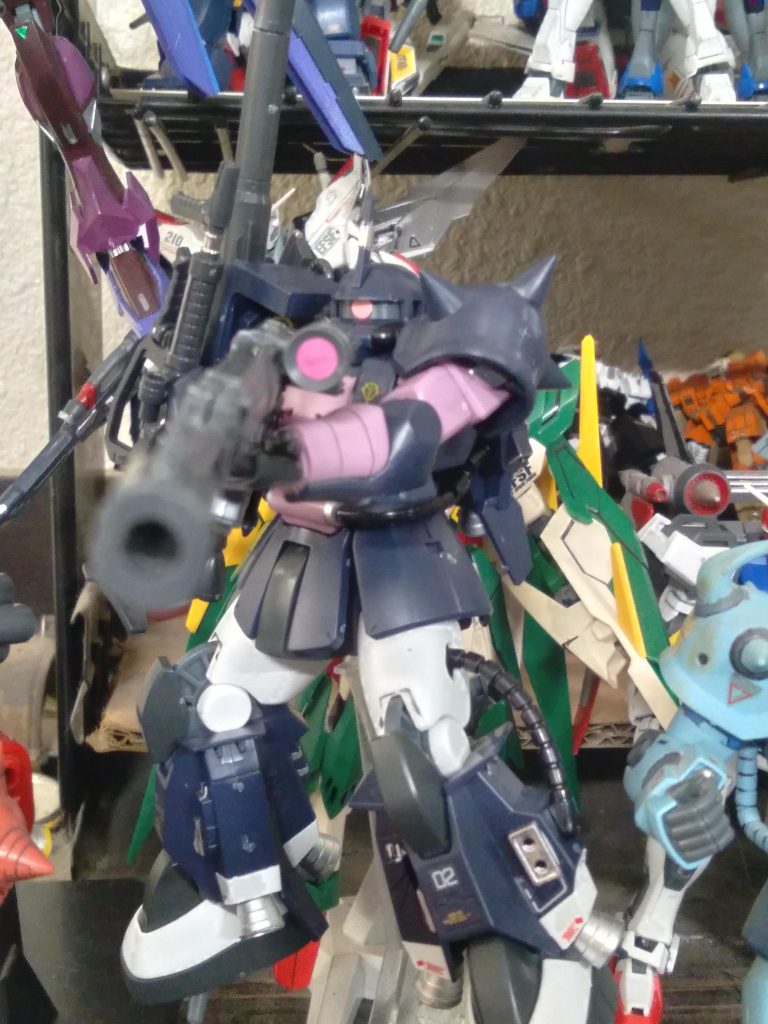 The black tri stars zaku is the sniper of the bunch with the anti ship rifle 