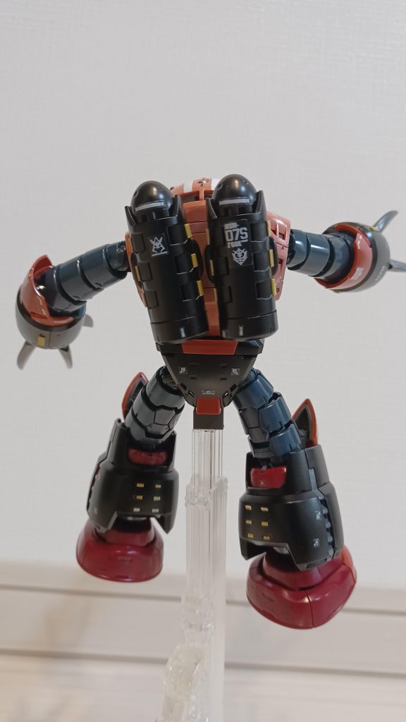 黒を多く使いました‼️