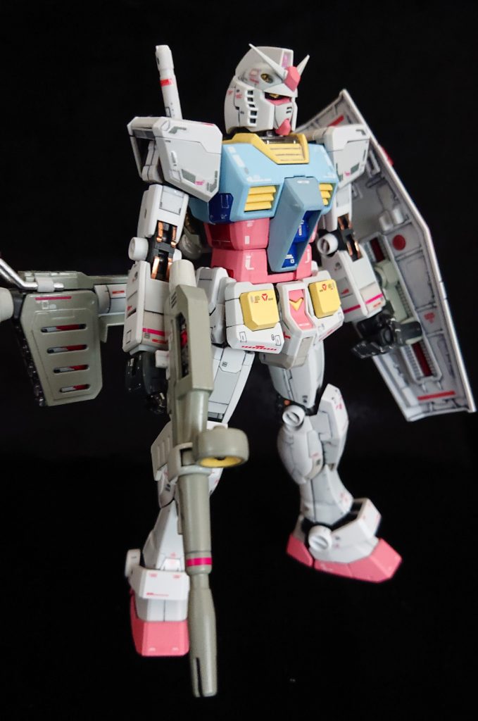 RG ガンダム–4枚目/制作者:シュリンプ