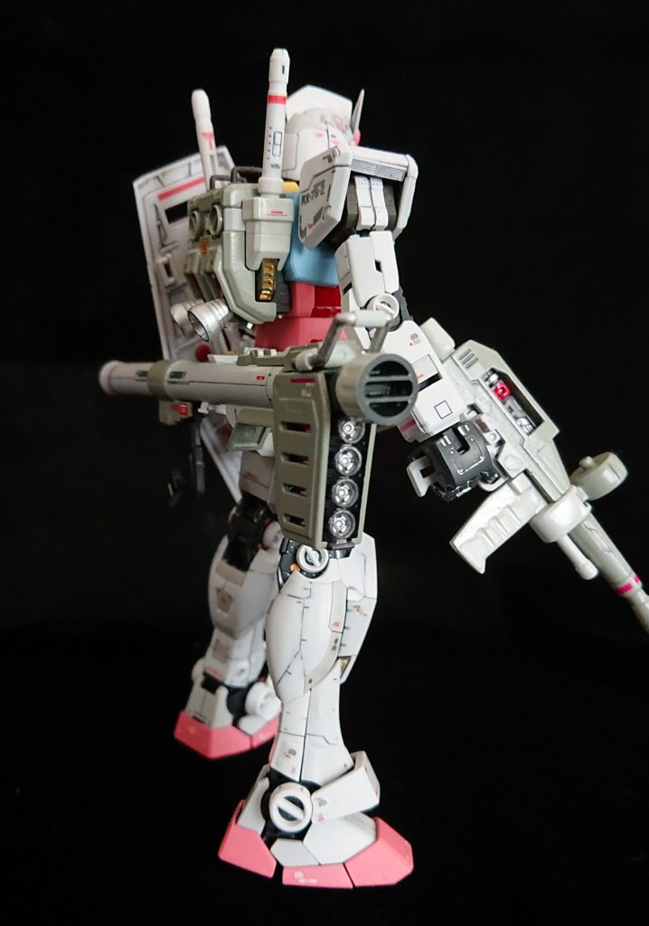 RG ガンダム–5枚目/制作者:シュリンプ