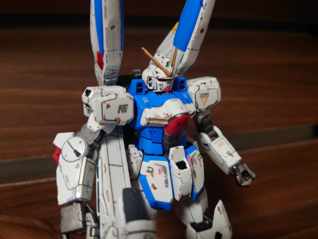 逆アングル。アナハイムのデカールがお気に入りポイントです。