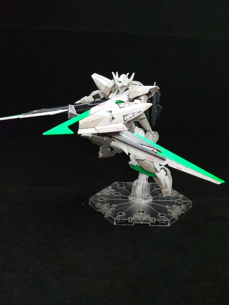 二刀流刃が逆向いてるぅ…