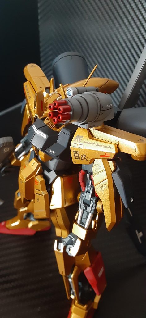 磁石接続のビームガトリングはジャンクパーツをもとにそれらしく作りました。