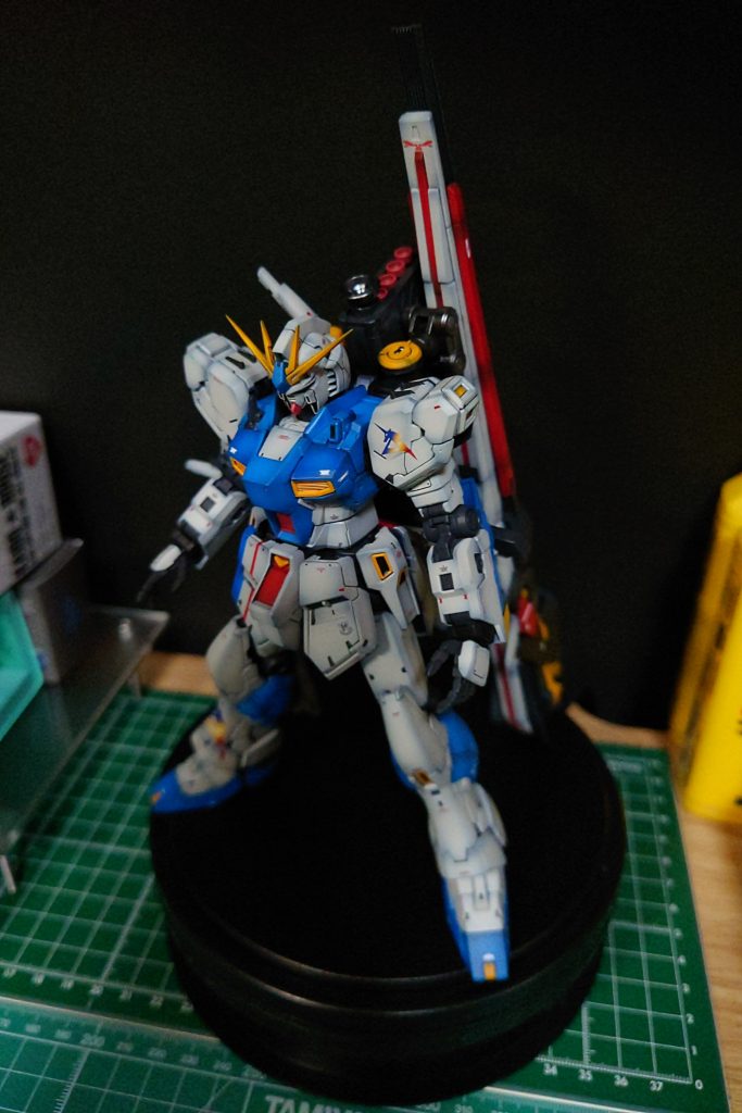 RG RX-93ff νGUNDAM–5枚目/制作者：HOPI