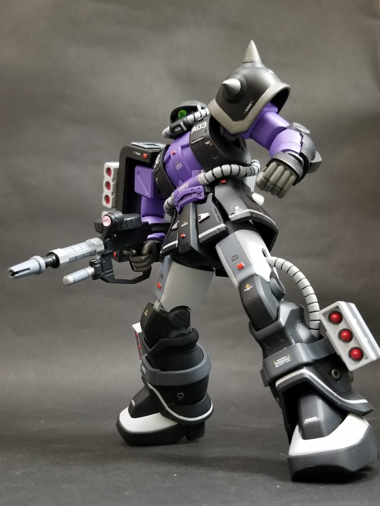 下煽りのポージング😆可動域があまりないですがなかなかいい感じ😅