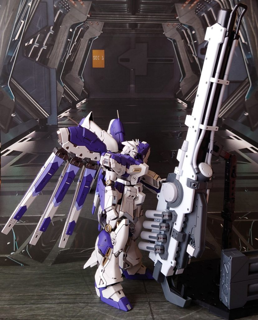 ハイパー・メガ・バズーカ・ランチャーを装備。