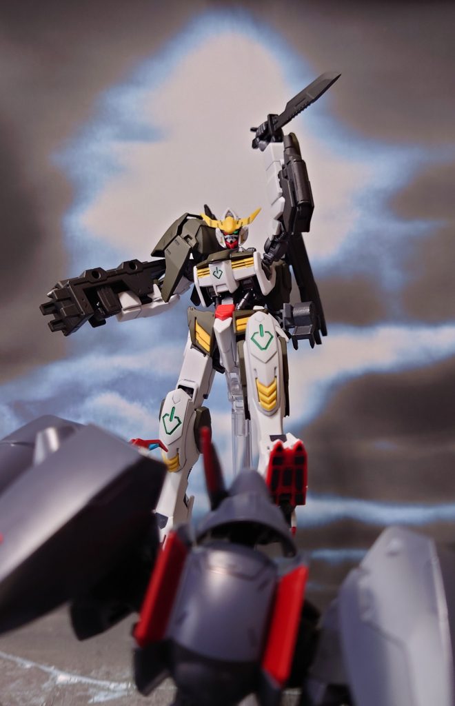 ブースターの推力で、相手の上を取る。