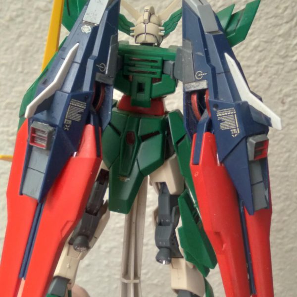 This is a mix of the amazing strike freedom and fenice rinascita. It is going to be a custom gunpla in a story I'm working on（2枚目）