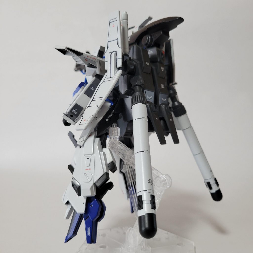 ☆バックパックの両サイドの羽や、プロペラントタンクはFAZZには着いていませんが良さげな感じに見えるかな……🤔