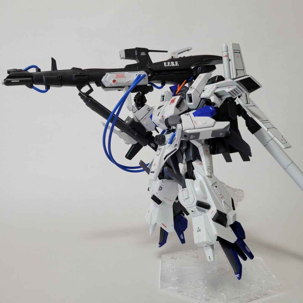 ☆勿論ハイパーメガカノンを持って構えることも可能です🤗