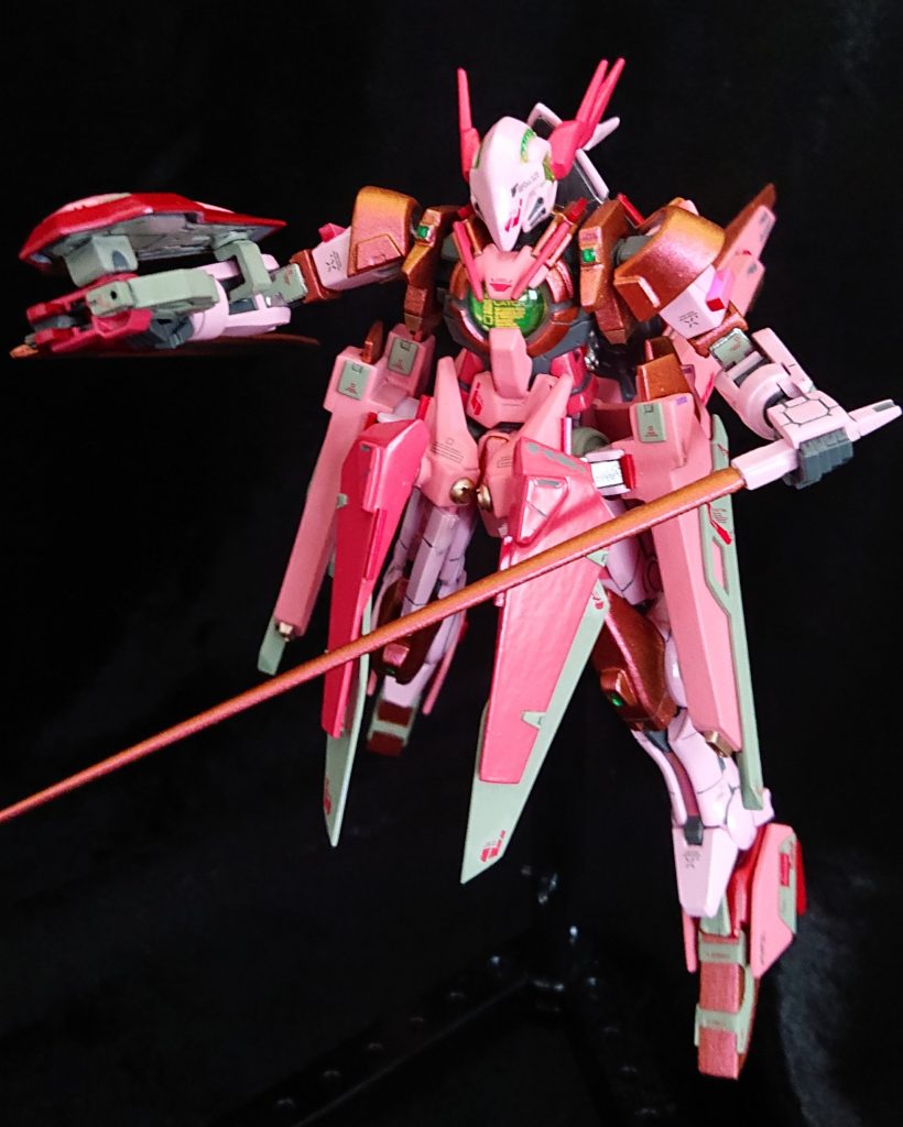 なんとなく、女性型ロボット？想像より、足の可動域が狭くなってしまいました😅