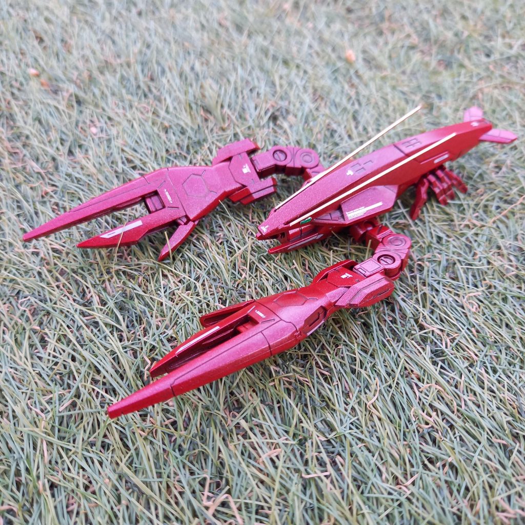 胴体はHGメルクワンウェポンズ、ハサミはHGガンダムアスタロトのサイドスカート、関節はHGバインダーガンのジョイントパーツを使っています✨