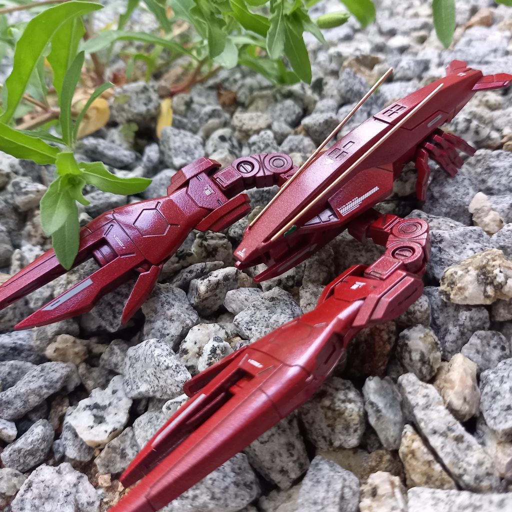 いつもと違って外で撮影してみました☀️