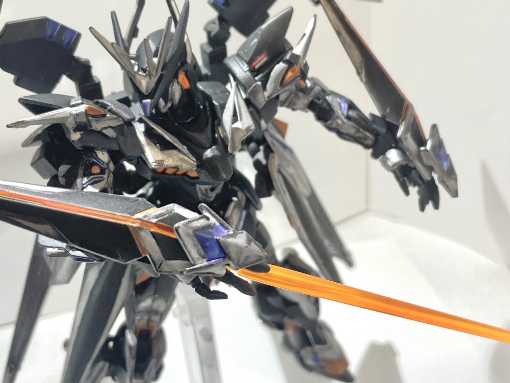 オプション兵装 ビームサーベル/ビームバルカンヴェイガン特有の装備。火力が全体的に上がっている。