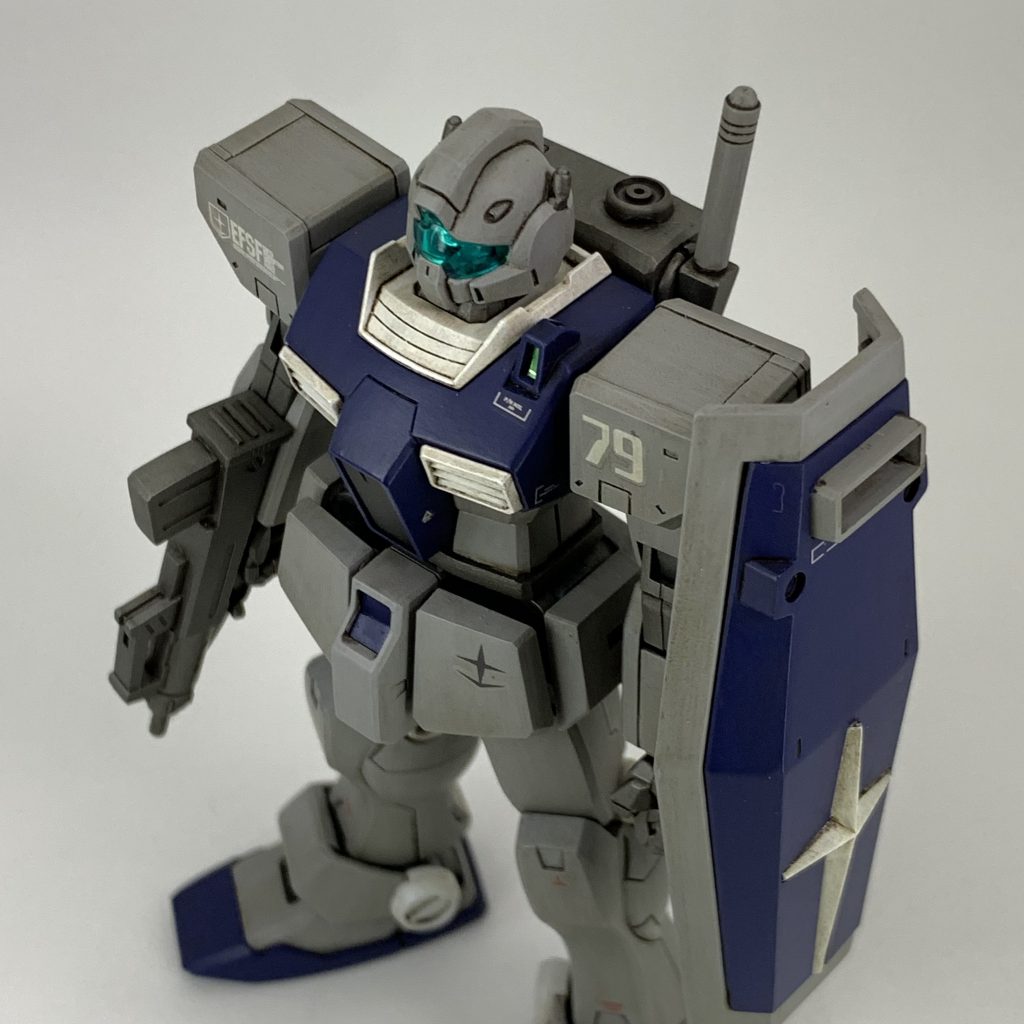 肩はマドロックの未完成型から。