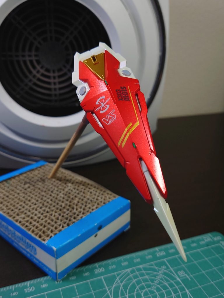 シールドには婚約者の平和への祈りがコーティングされているとかいないとか…髪飾りをイメージしたマーキングを追加してみました