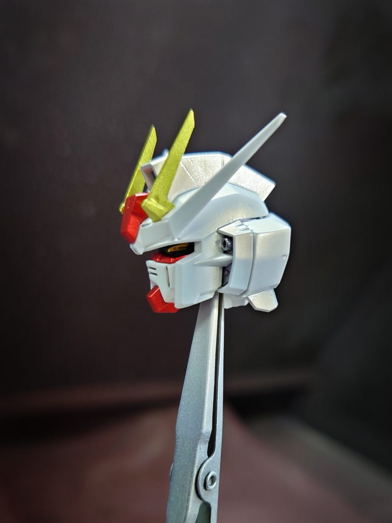 劇中に寄せて目付きを鋭く作り変えました