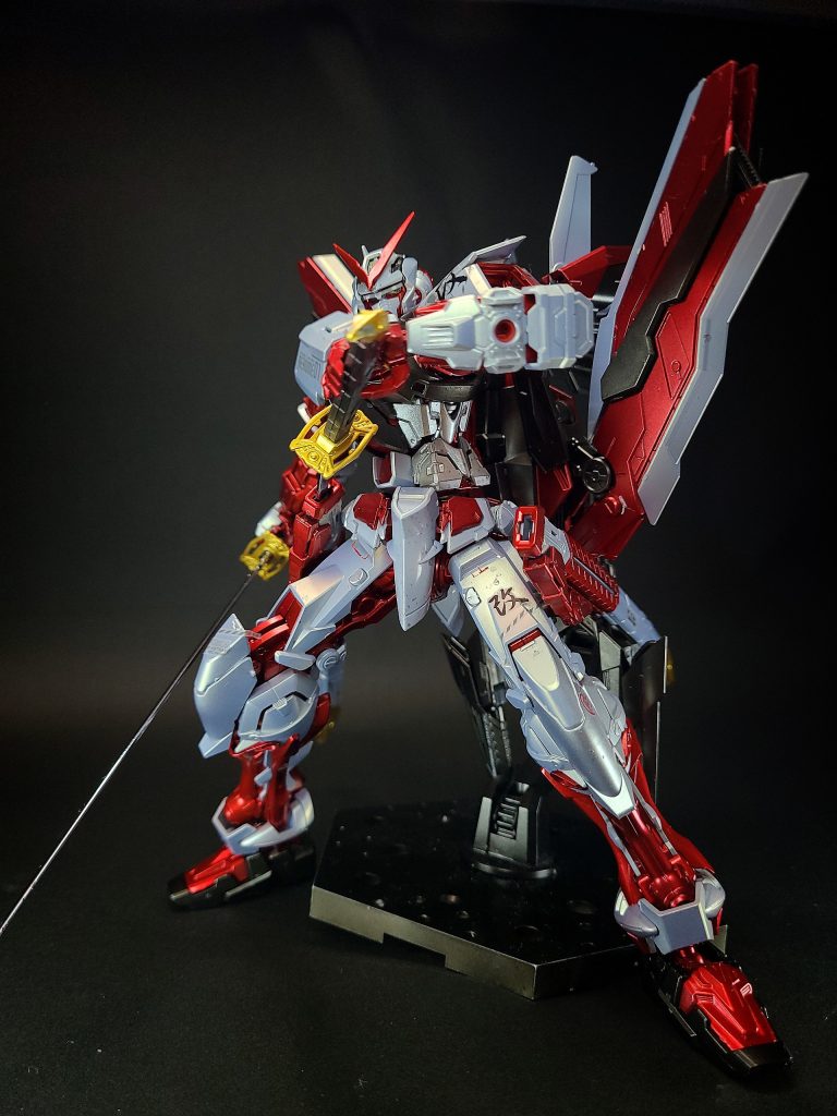 MG ガンダムアストレイレッドフレーム改–5枚目/制作者：鈴木　克海