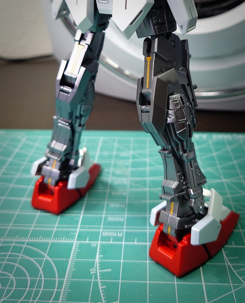 フレームにゴールドの塗り分けを追加