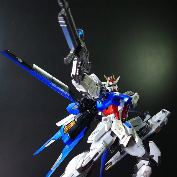 MG AILE-STRIKE GUNDAM