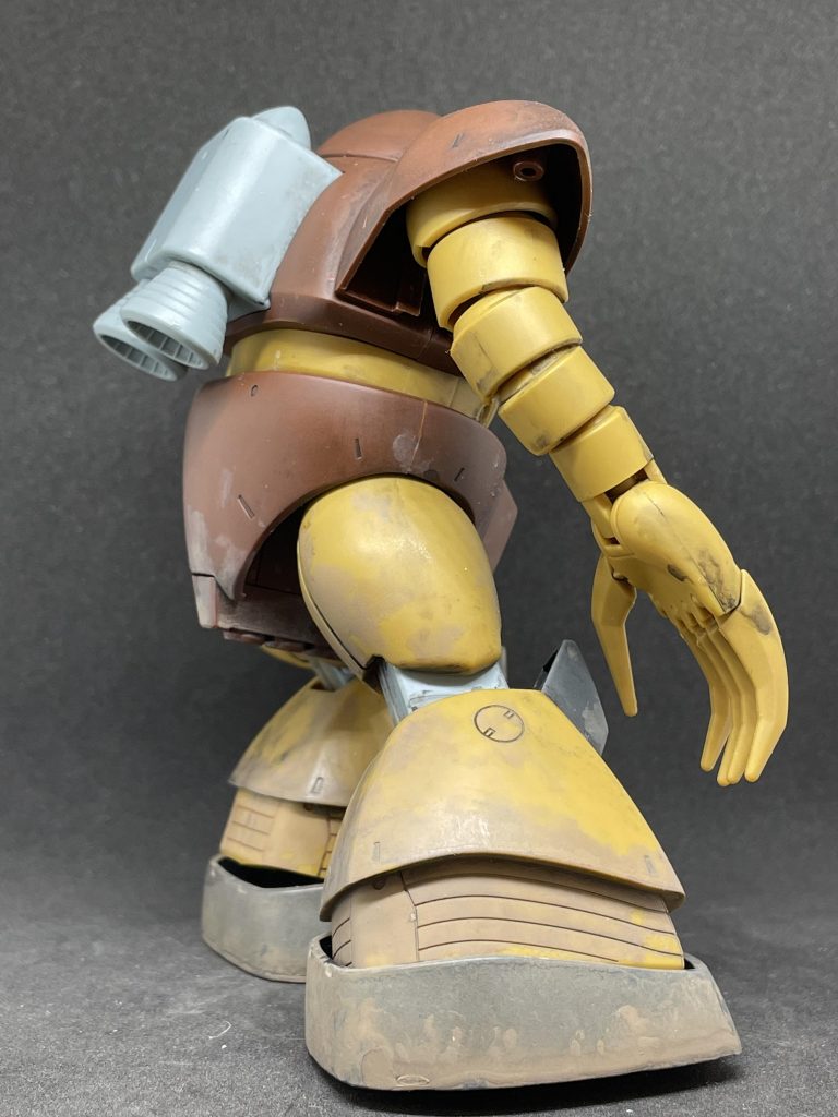 独特のフォルム、いいねぇ。あっさりしてるからディテール追加でもしようかと思ったけど、とりあえずシンプルに。