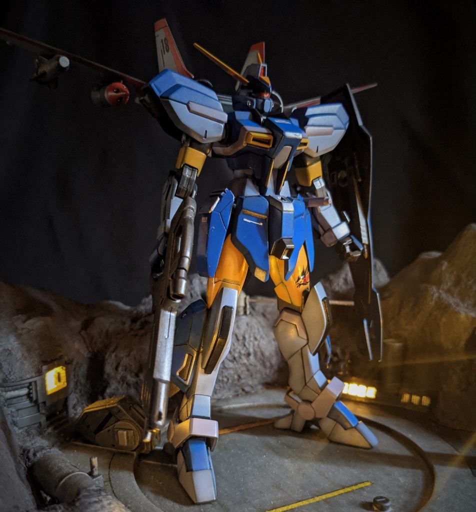 ウィンダムの発進シーンから、謎の円盤UFOのムーンベースからインターセプターの発進シーンをダブらせました。