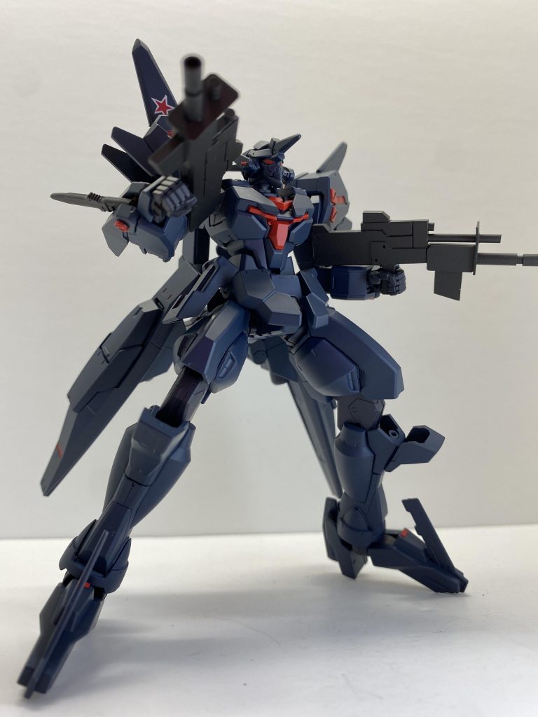 射撃。突撃砲はプラ板とプラ棒で自作しました。